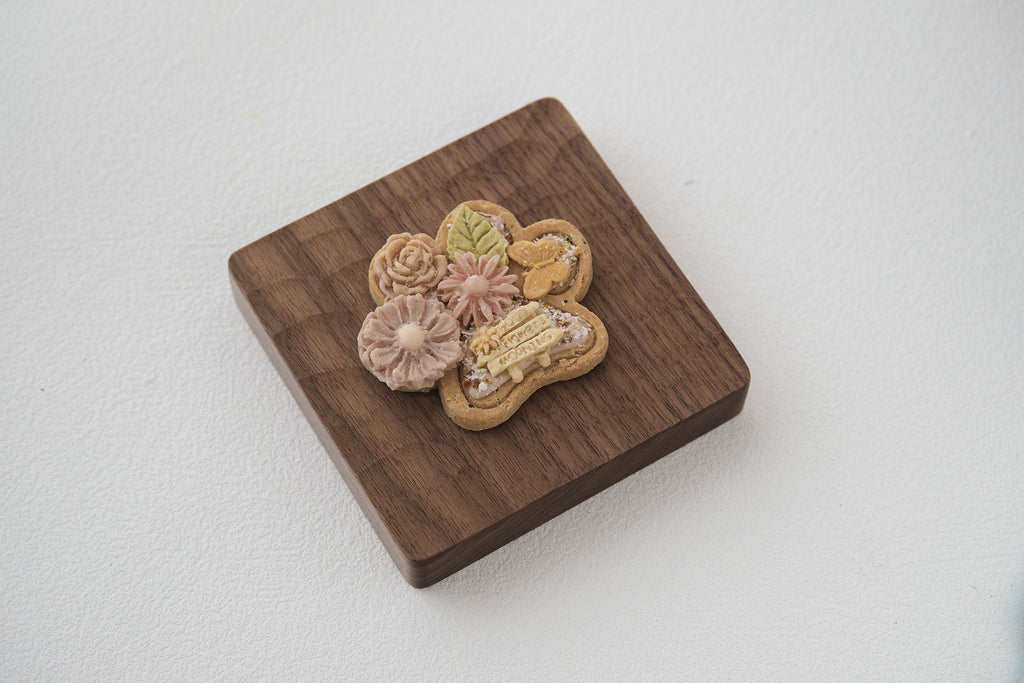 Mini Paw Print Glazed Biscuit