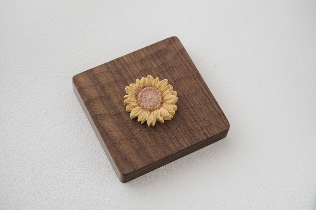 Daisy Cheese Crunch